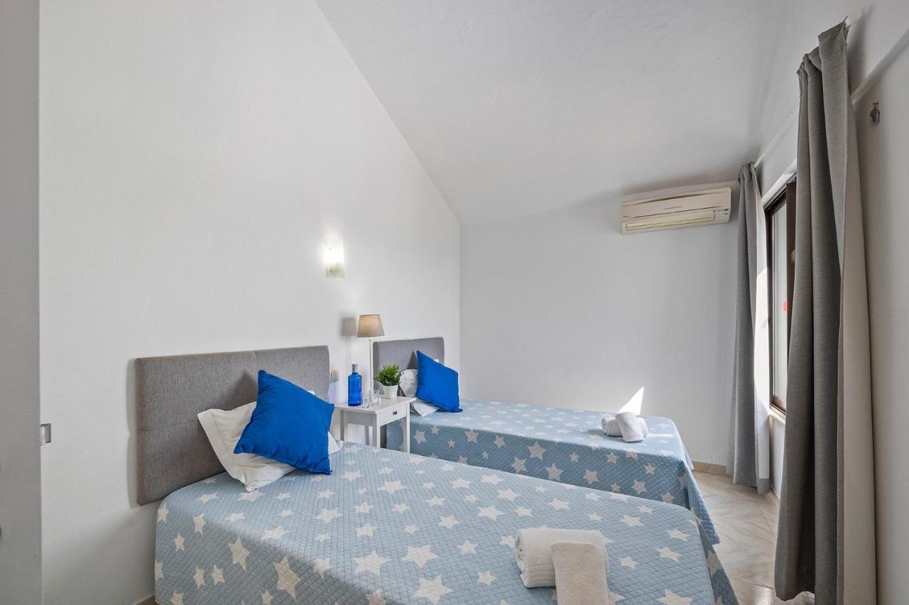 Villa Amendoeira By *